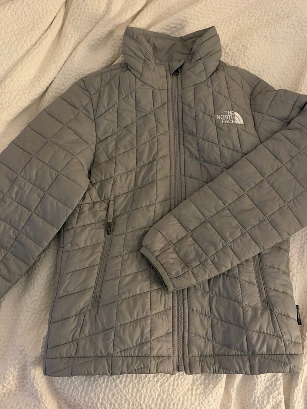 The North Face Kids' Light Gray Quilted Puffer Jacket